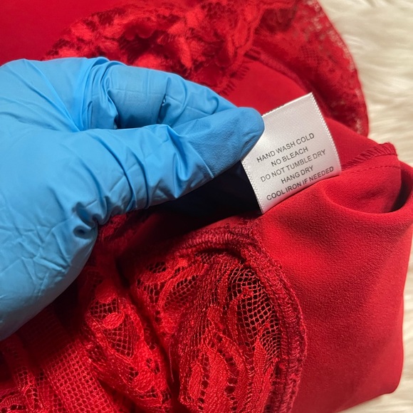 NBD Picture Me Red Lace Midi Dress Sweetheart - Picture 9 of 11